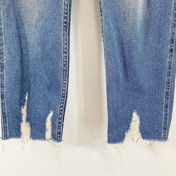 Hollister 25‎ Ultra High Rise Mom Jeans Distressed Raw Step Hem Straight Leg - Picture 4 of 9